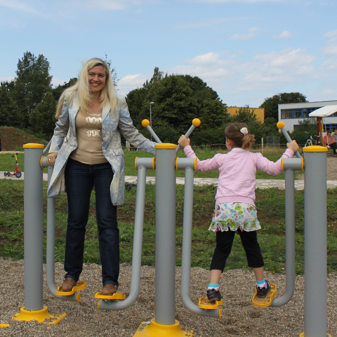 Staatsministerin Melanie Huml bei der Einweihung des Gundelsheimer Brgerparks vor knapp drei Jahren.